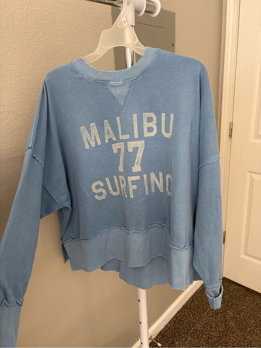 American Eagle Outfitters Light Blue 'Malibu' Graphic Sweatshirt